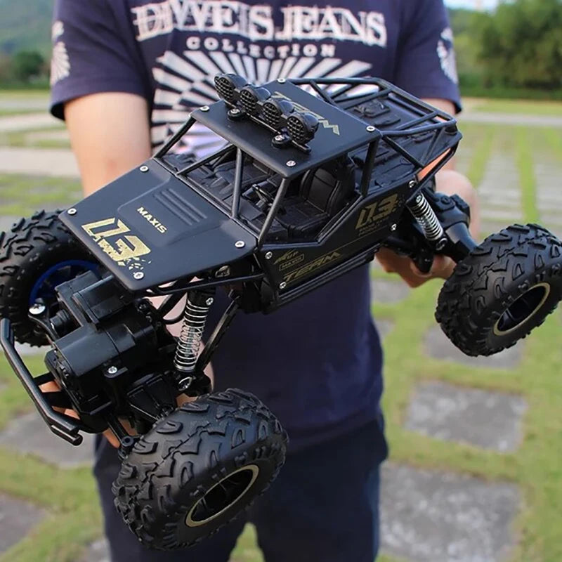 Nya 4WD RC-bilar terrängfjärrkontroll Buggy Truck Racing Drift med LED-ljus RTR-fordon för barnleksakspresenter