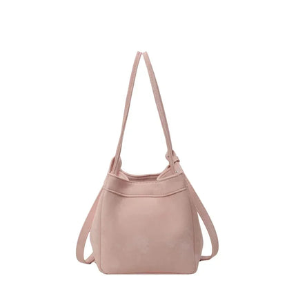 Light Luxury PU Magnetic Buckle Bucket Bag – 2025 Trendy Women's Fashionable Shoulder Bag.