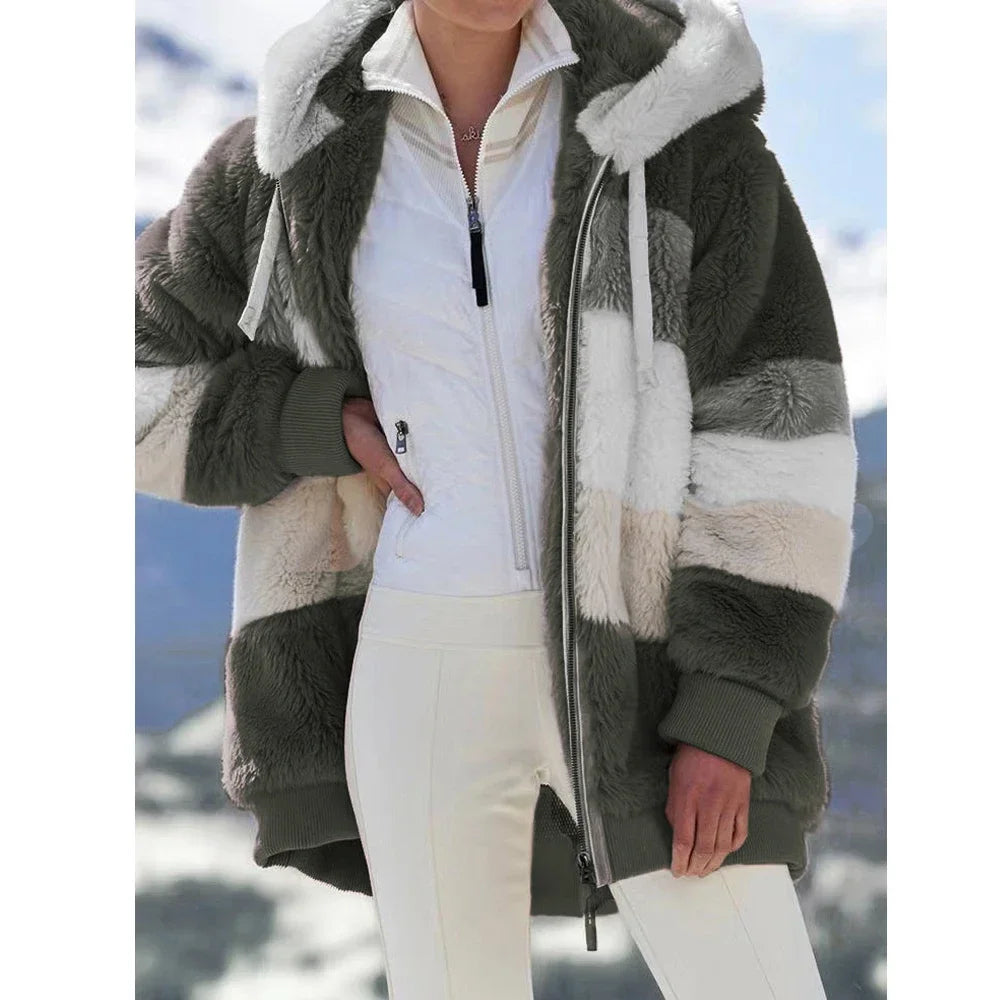 Hooded Zipper Coat with Cashmere and Plaid Stitching Stylish and Warm