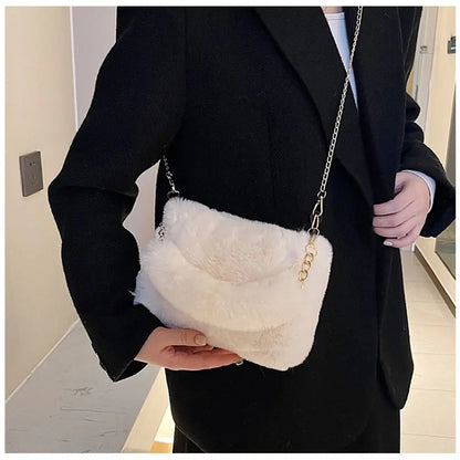 Fashion Women Fluffy Shoulder Bag – Winter Chain Underarm Bag with Soft Plush Handle