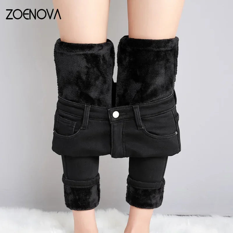 ZOENOVA Kvinnor Tjock sammetsjeans Fleece Varmt koreanskt Mode Hög midja Skinny Elastiska Byxor Jean Casual Legging Vinter 2023