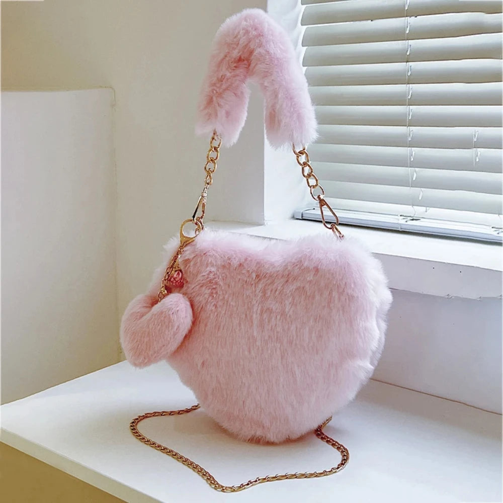 Faux Fur Heart-shaped Women Small Handbags – Fluffy Plush Ladies Chain Shoulder Bag, Fashion Female Furry Daily Clutch Purse.