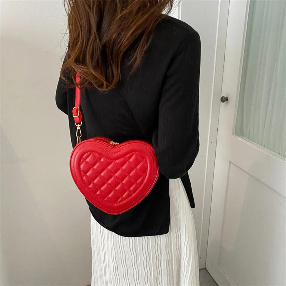 Fashion Heart-Shaped Shoulder Bag for Women – Rhombic Pattern Leather Chain Tote Designer Sling Purse