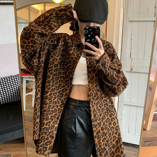 Chic Leopard Print Shirt Jacket Elegant and Casual