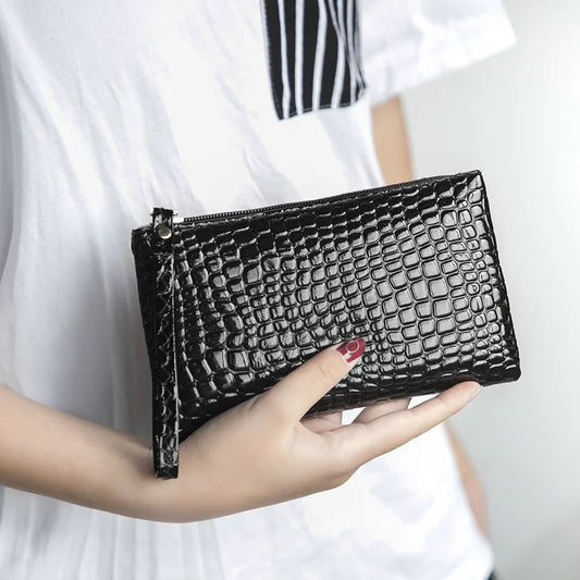 Retro Classic Stone Pattern Leather Clutch - Black Fashion Coin Purse and Mobile Phone Bag with Wrist Strap, Elegant Female Storage Handbag