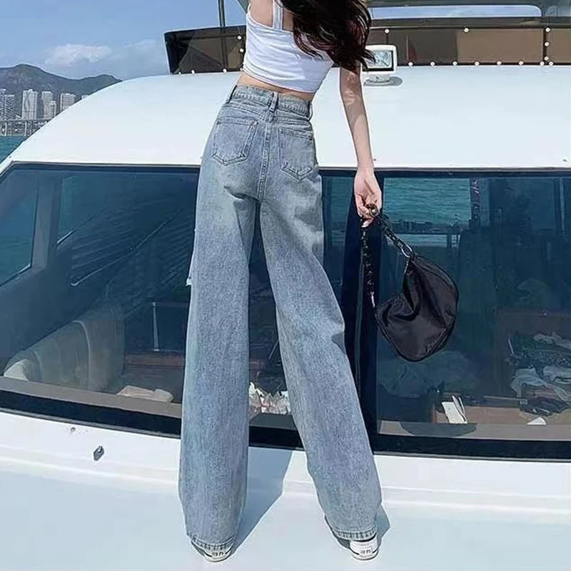 Ripped Wide Leg Jeans with Streetwear Style and Casual Fit