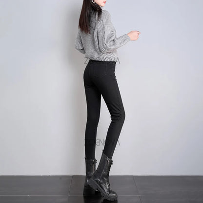 ZOENOVA Kvinnor Tjock sammetsjeans Fleece Varmt koreanskt Mode Hög midja Skinny Elastiska Byxor Jean Casual Legging Vinter 2023