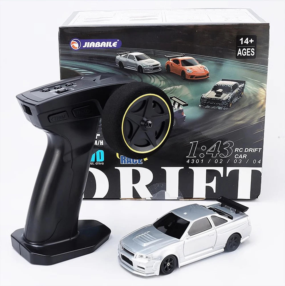 2.4G Höghastighets Drift Rc Bil 1/43 4WD Fjärrkontroll Bil Fyrhjulsdrift Radiostyrd Mini GTR Racing Modell Pojke Leksak Present