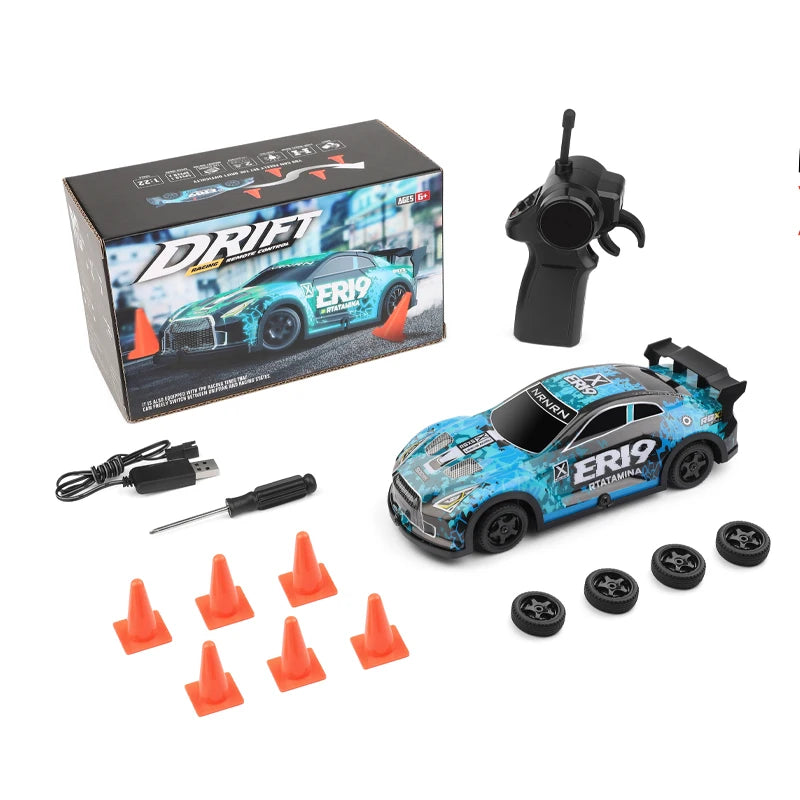 1:22 4WD RC Drift Car: utbytbara däck, LED-ljus