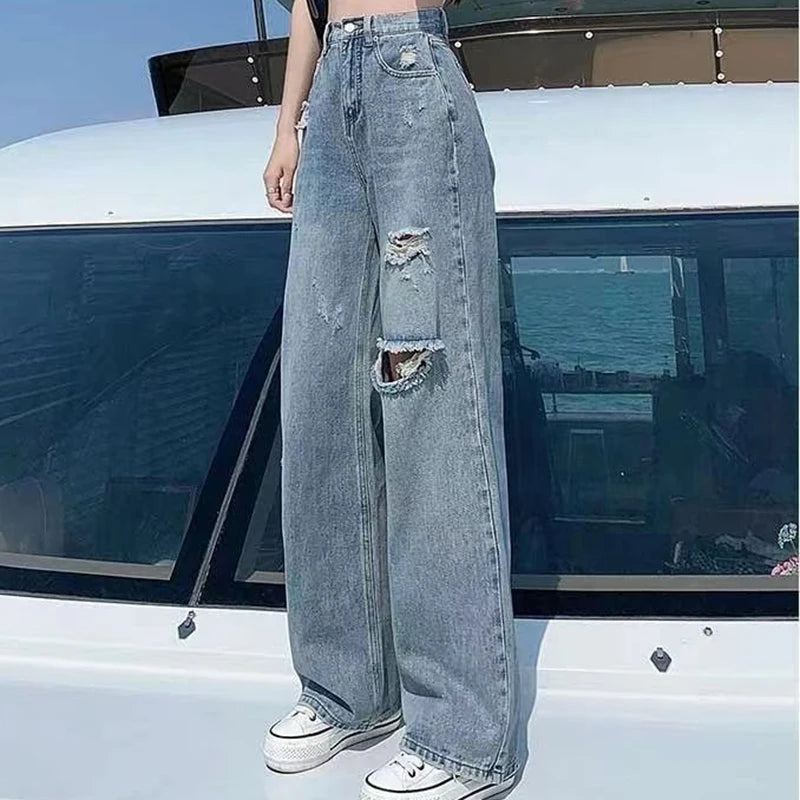 Ripped Wide Leg Jeans with Streetwear Style and Casual Fit