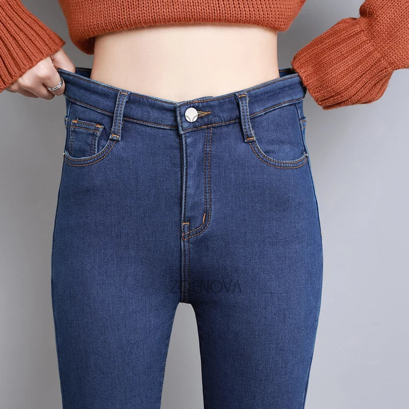 ZOENOVA Kvinnor Tjock sammetsjeans Fleece Varmt koreanskt Mode Hög midja Skinny Elastiska Byxor Jean Casual Legging Vinter 2023