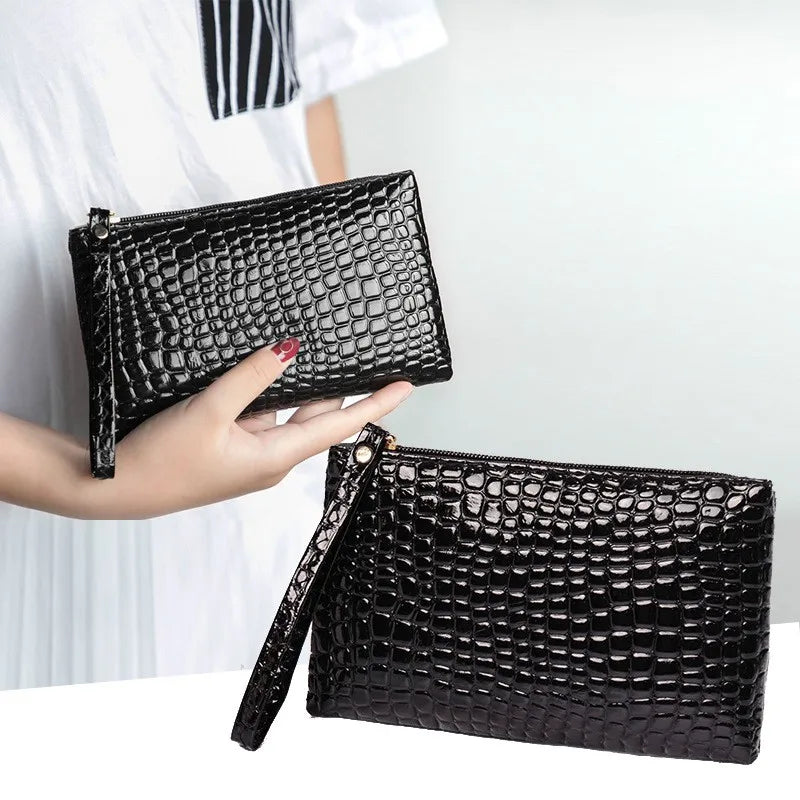 Retro Classic Stone Pattern Leather Clutch - Black Fashion Coin Purse and Mobile Phone Bag with Wrist Strap, Elegant Female Storage Handbag