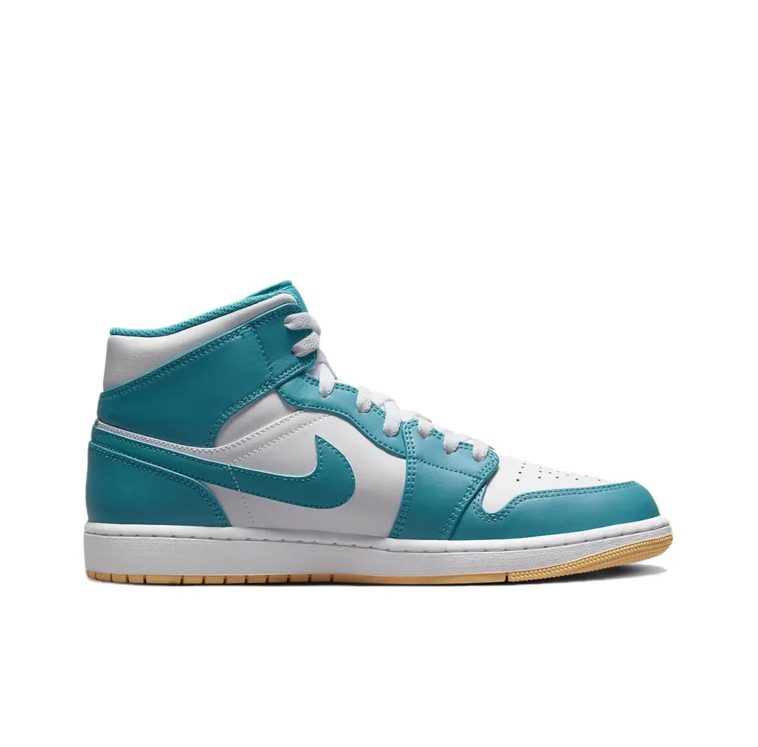 Nike Air Jordan 1  Medium Cut Basketball Shoes