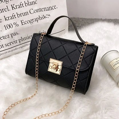 Fashion Mini Handbag: Solid Color, Casual Chain Shoulder Pouch